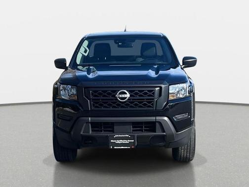 2023 Nissan Frontier S