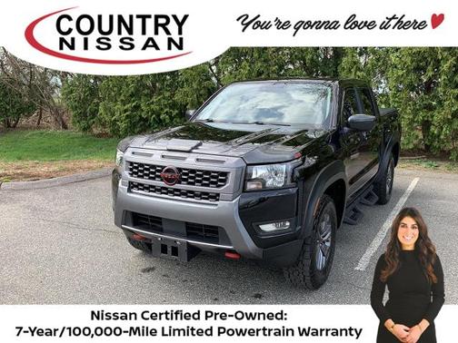 2025 Nissan Frontier SV