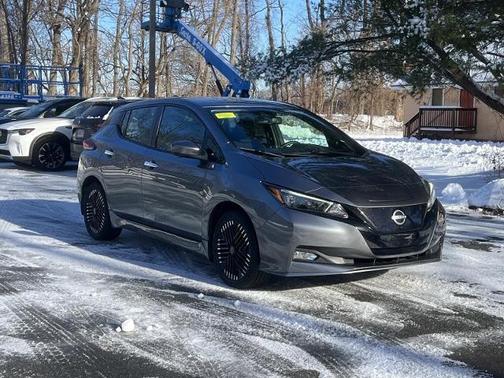 2024 Nissan Leaf SV PLUS