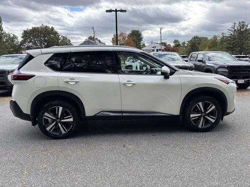 2021 Nissan Rogue SL