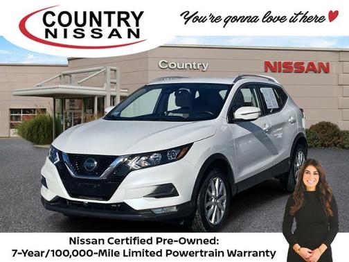 2022 Nissan Rogue Sport SV