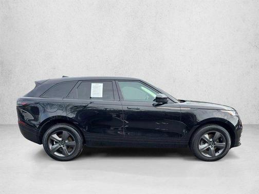 Santorini Black Metallic 2025 Land Rover Range Rover Velar P250 SE R-Dynamic
