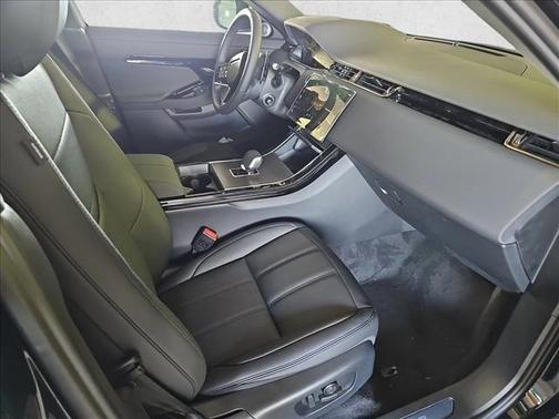 Santorini Black Metallic 2025 Land Rover Range Rover Evoque Dynamic SE