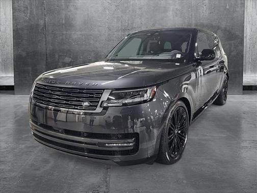 2025 Land Rover Range Rover P530 SE