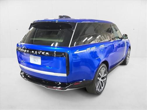 2025 Land Rover Range Rover P530 Autobiography