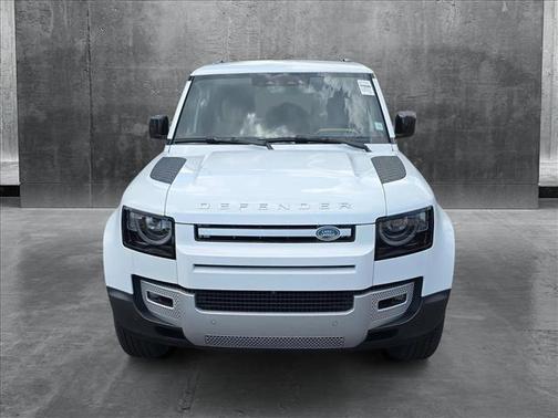 2025 Land Rover Defender 110 P400 S
