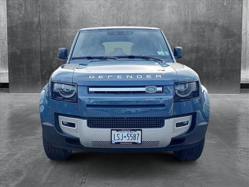 2025 Land Rover Defender 110 P300