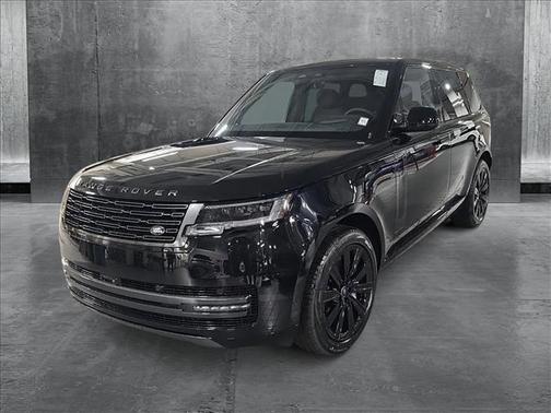 2025 Land Rover Range Rover P530 SE