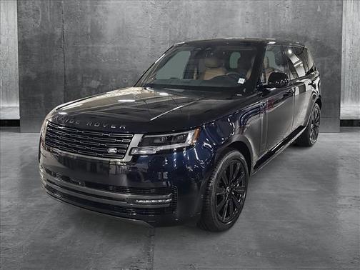 2025 Land Rover Range Rover P400 SE 7 Seat