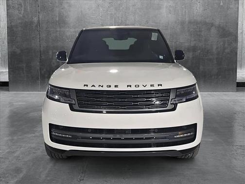 2025 Land Rover Range Rover Autobiography