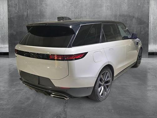 2024 Land Rover Range Rover Sport SE