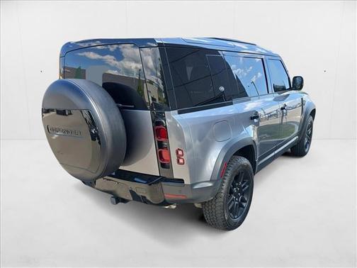2022 Land Rover Defender 110 S