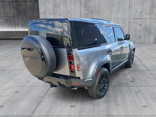 2022 Land Rover Defender 110 S