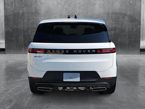 2025 Land Rover Range Rover Sport SE