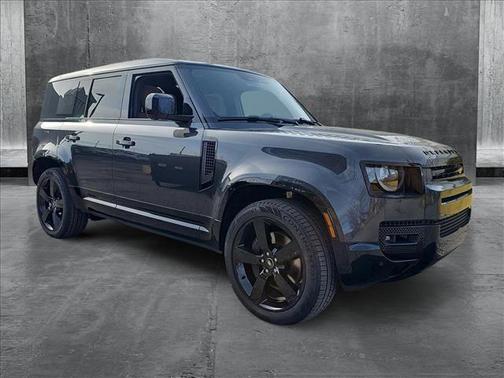 2025 Land Rover Defender 110 P500 X-Dynamic SE