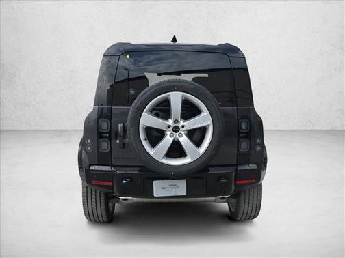 2026 Land Rover Defender P400 X