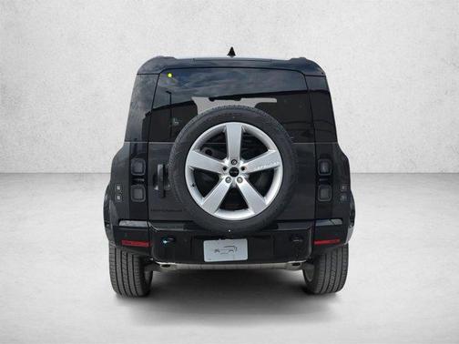 Carpathian Grey Premium Metallic 2026 Land Rover Defender P400 X