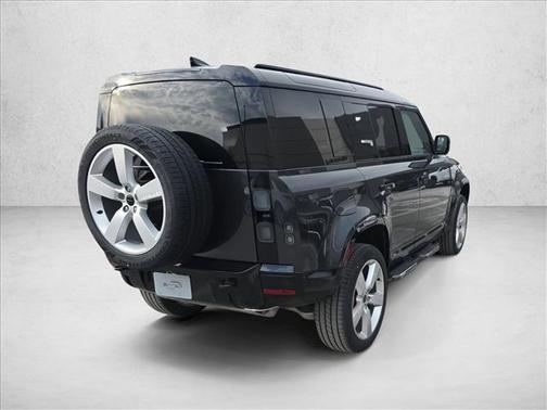 2026 Land Rover Defender P400 X