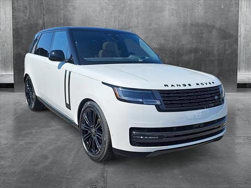 2025 Land Rover Range Rover P530 SE