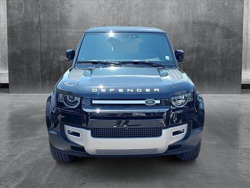 2025 Land Rover Defender 110 P400 S