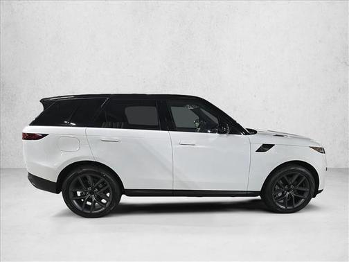 2026 Land Rover Range Rover Sport SE