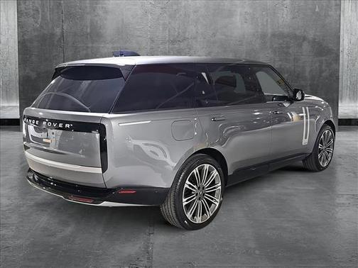2025 Land Rover Range Rover P530 Autobiography 7 Seat