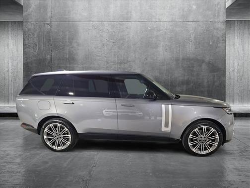 2025 Land Rover Range Rover P530 Autobiography 7 Seat