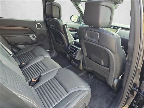 2024 Land Rover Discovery P360 Dynamic SE