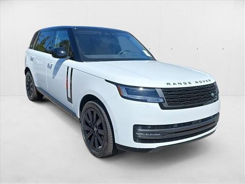 2025 Land Rover Range Rover P530 SE 7 Seat