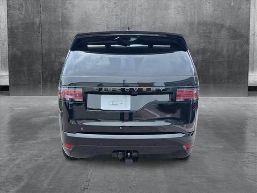 2025 Land Rover Discovery P360 Dynamic SE
