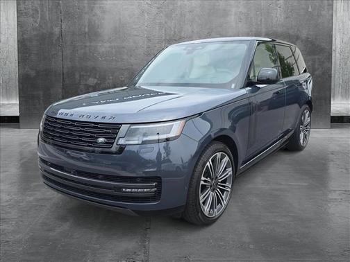 2025 Land Rover Range Rover P400 SE