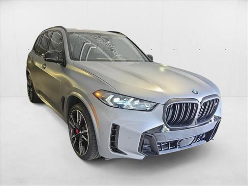 2025 BMW X5 M60i