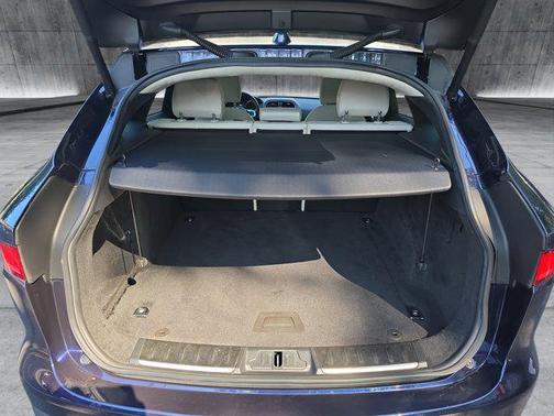 2019 Jaguar F-PACE 25t Prestige