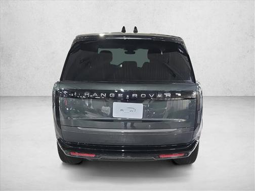2026 Land Rover Range Rover P400 SE