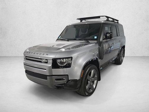 Eiger Grey Metallic 2024 Land Rover Defender 130 P400 Outbound