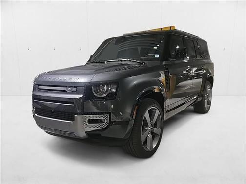 2024 Land Rover Defender 130 P400 Outbound