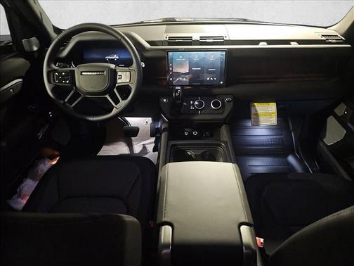 2024 Land Rover Defender 130 P400 Outbound