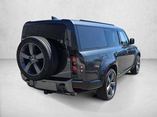 Carpathian Grey Premium Metallic 2024 Land Rover Defender 130 P400 Outbound