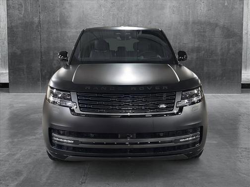 2025 Land Rover Range Rover P530 SE 7 Seat