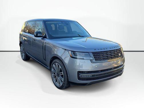 2026 Land Rover Range Rover P530 SE 7 Seat