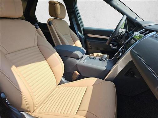 2024 Land Rover Discovery P360 Dynamic SE