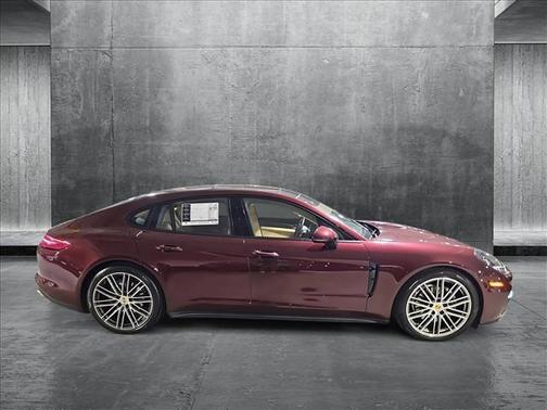 2018 Porsche Panamera 4