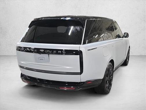 2026 Land Rover Range Rover P400 SE