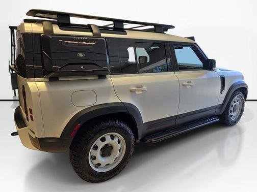 Santorini Black Metallic 2024 Land Rover Defender 110 P300