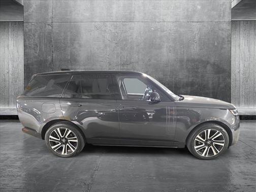 2023 Land Rover Range Rover P530 SE