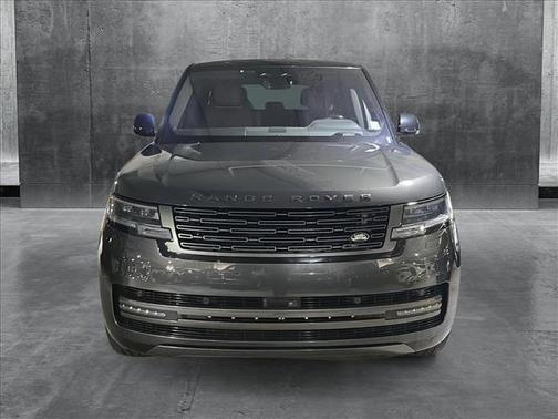 2023 Land Rover Range Rover P530 SE