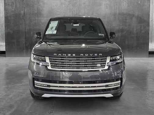 2025 Land Rover Range Rover P400 SE 7 Seat