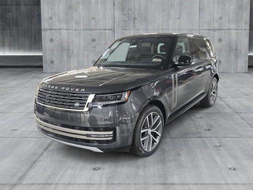 2025 Land Rover Range Rover P400 SE 7 Seat