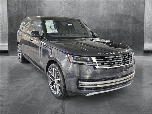 2025 Land Rover Range Rover P400 SE 7 Seat