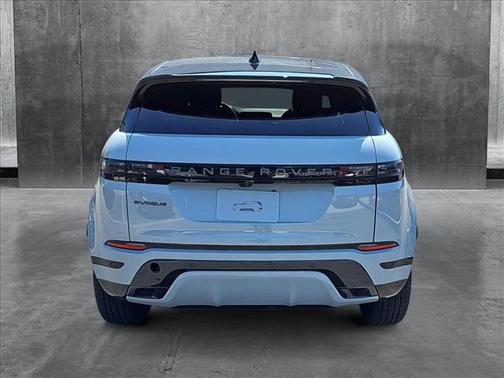 2026 Land Rover Range Rover Evoque Dynamic SE